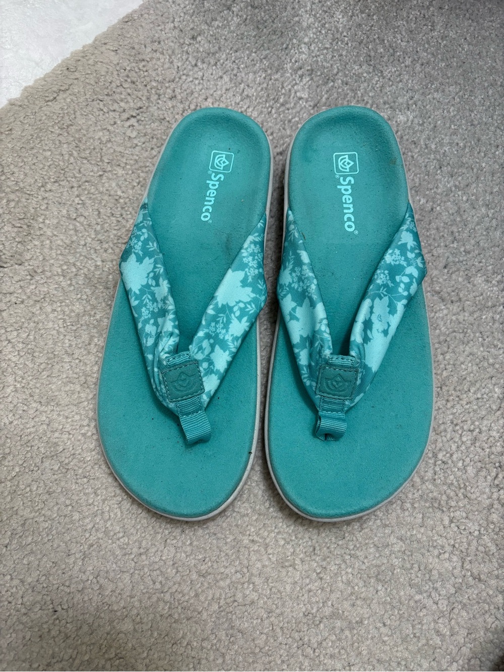 Spenco “Victoria” orthotic thong sandals
